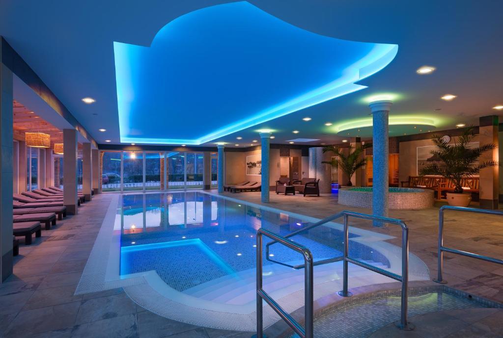 Hotel Honti Wellness Es Konferencia Szalloda วิเชกราด ภายนอก รูปภาพ